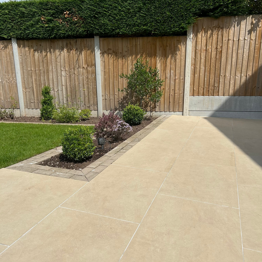 Cotswold Cream Porcelain Paving 900x600 22.1m2